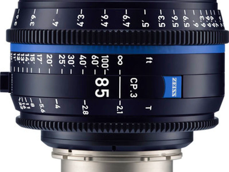 Zeiss 85mm t2.1 compact prime lens