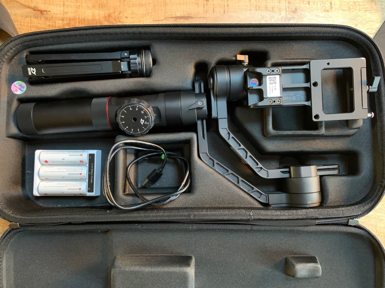 Zhiyun crane 2 handheld 3 axis gimbal