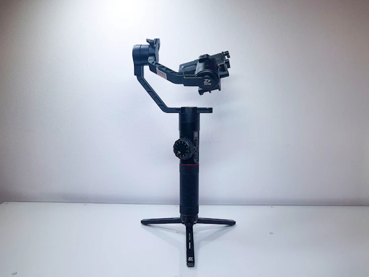 Zhiyun crane 2 professional 3axis stabilizer handheld gimbal