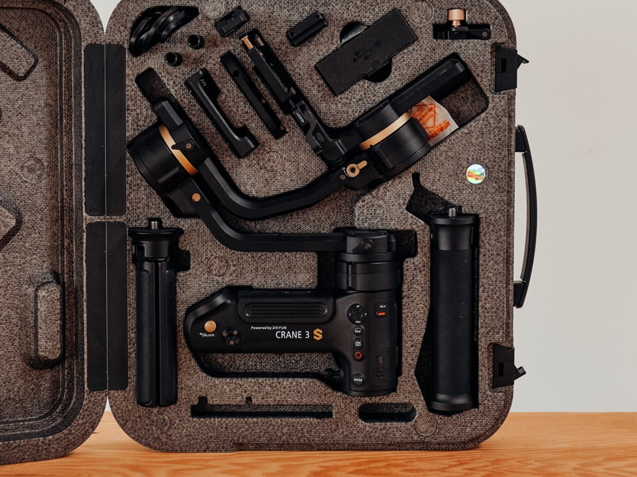 Zhiyun crane 3s gimbal with protective case