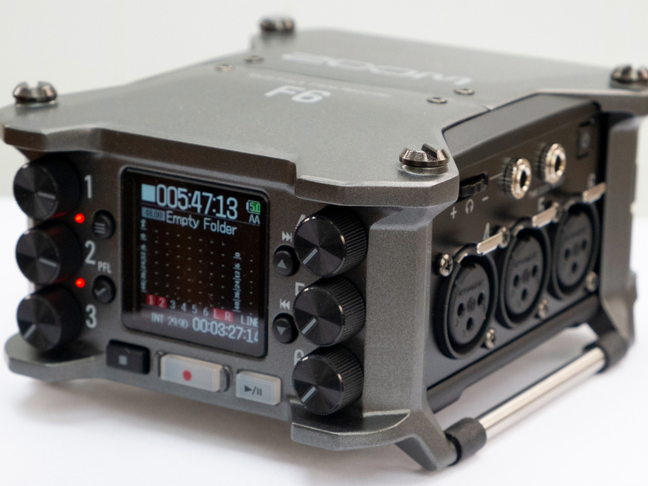 Zoom f6 portable field recorder