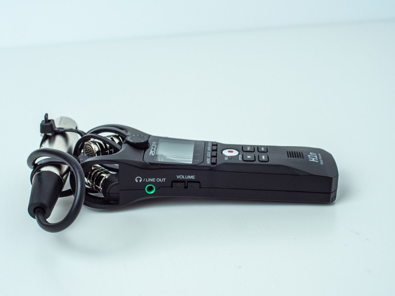 Zoom h1 audio recorder with xlr cable and memory card