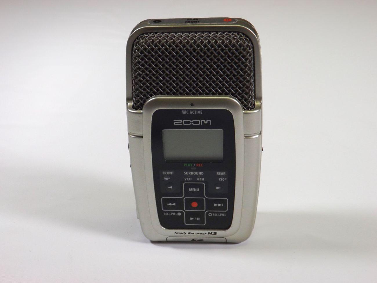 Zoom h2 portable sound recorder / microphone