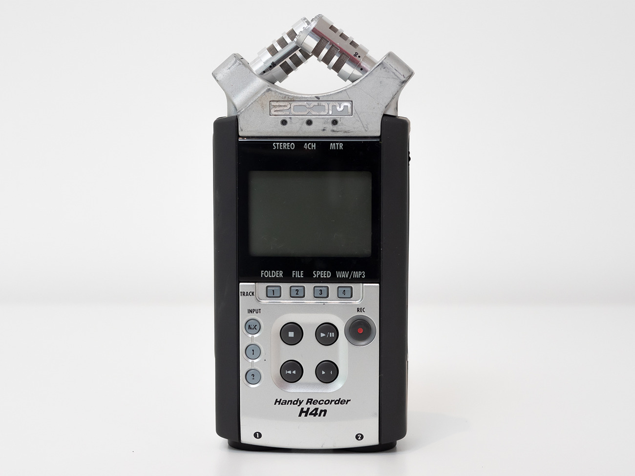 Zoom h4 field recorder