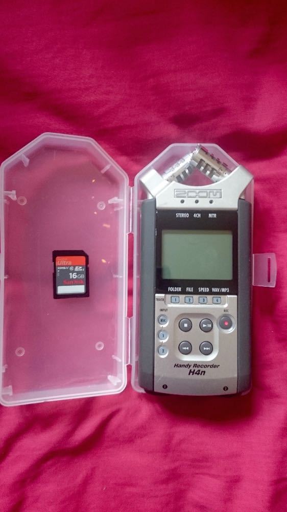 Zoom h4n audio recorder