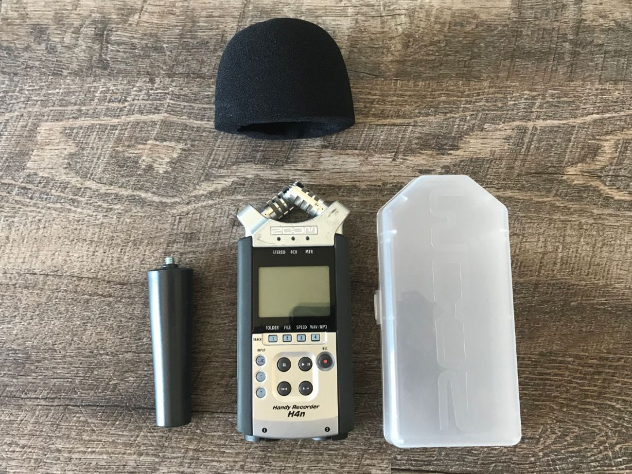 Zoom h4n audio recorder