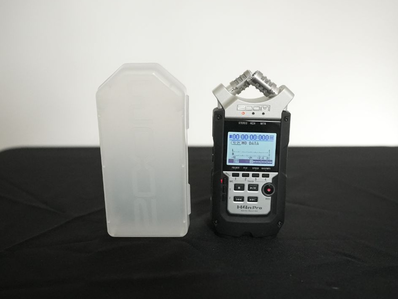 Zoom h4n pro + 32gb sd card