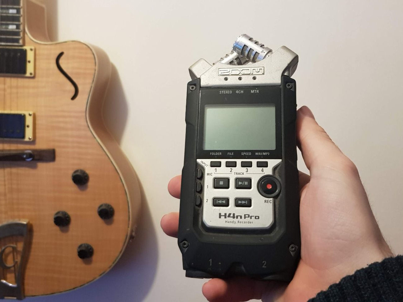 Zoom h4n pro portable audio recorder