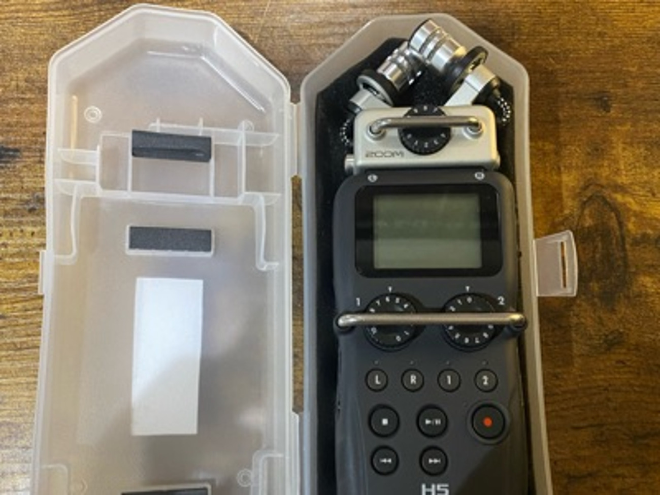 Zoom h5n audio recorder/sound card