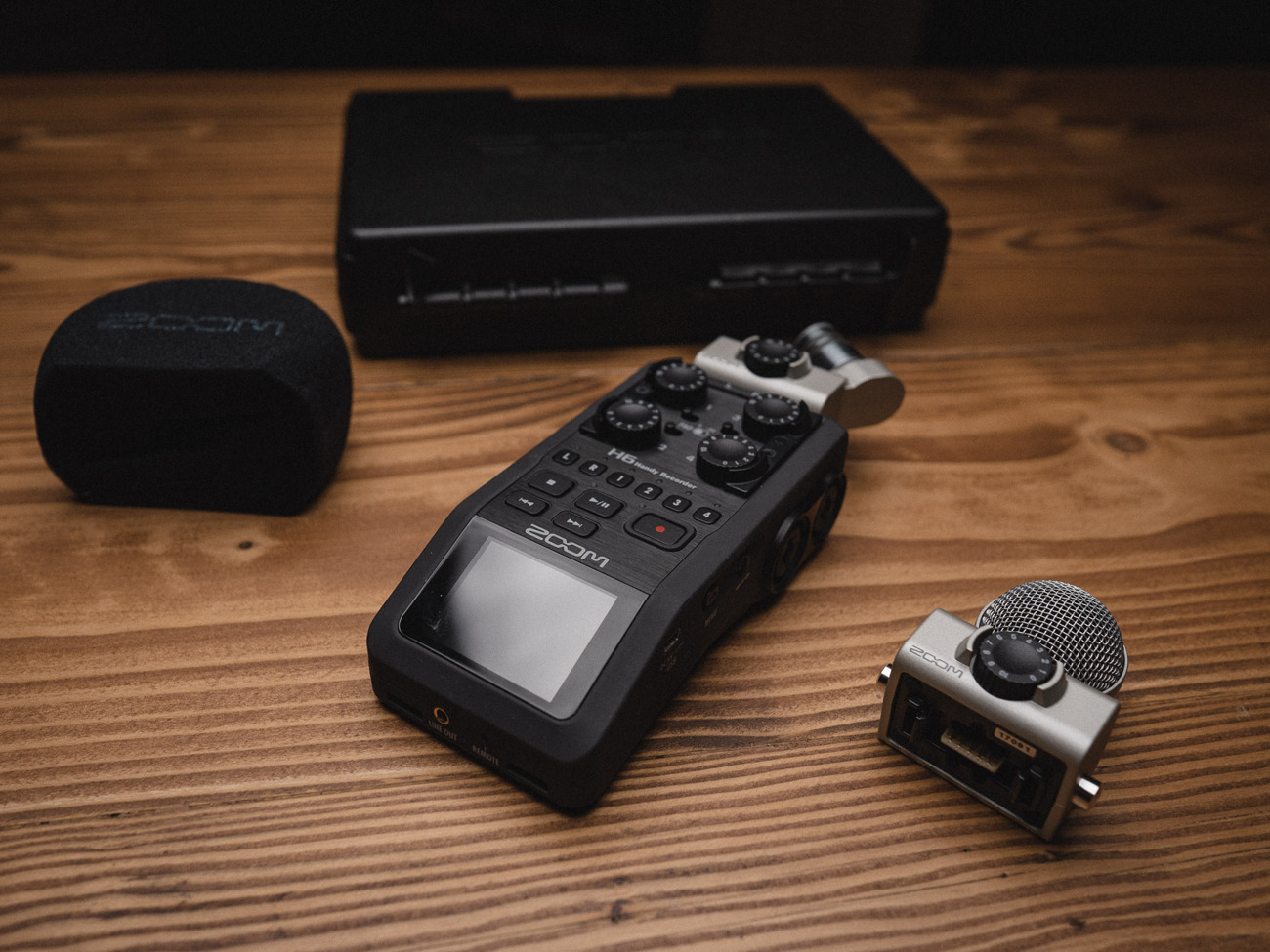 Zoom h6 audio recorder