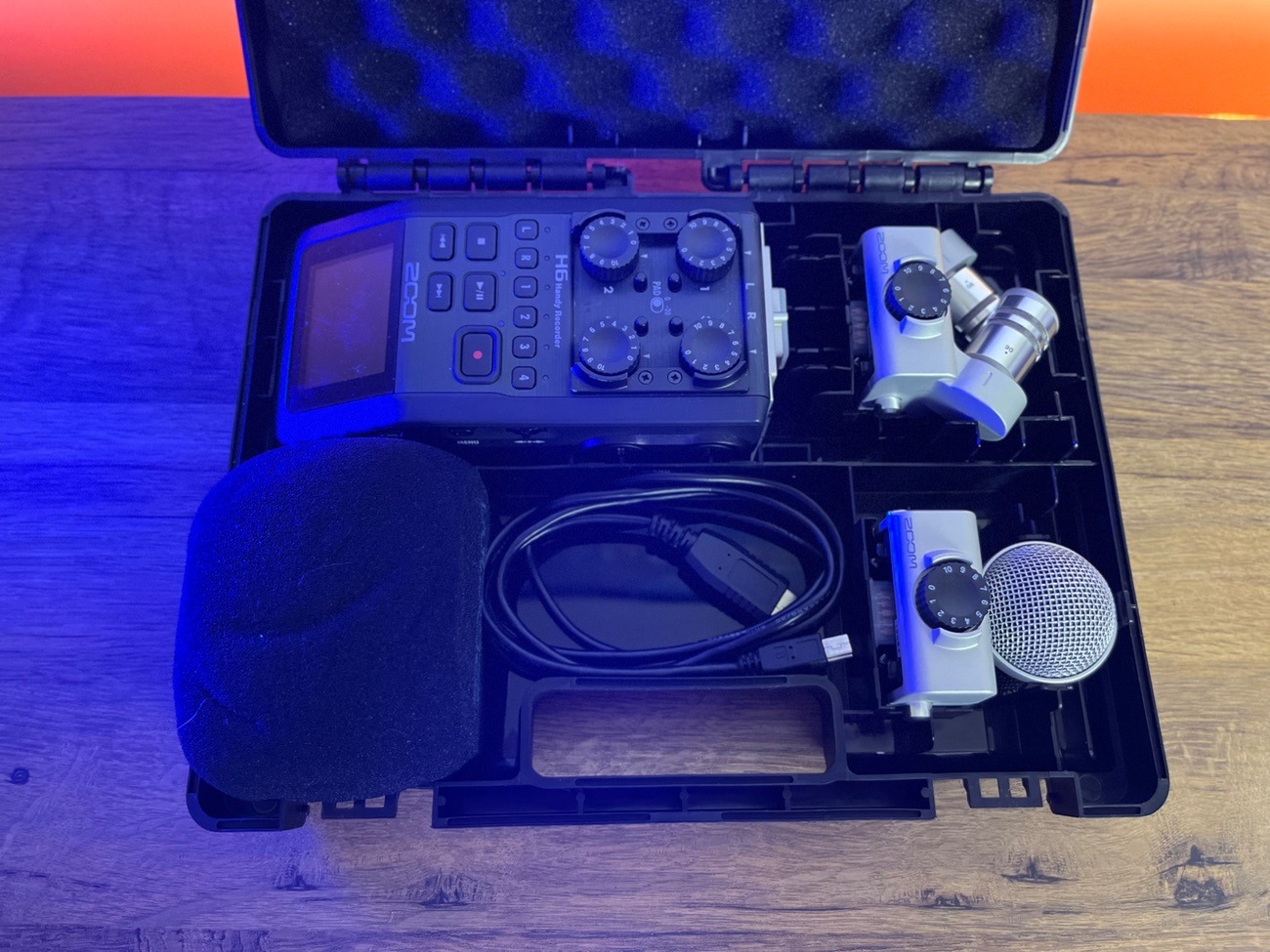 Zoom h6 field recorder