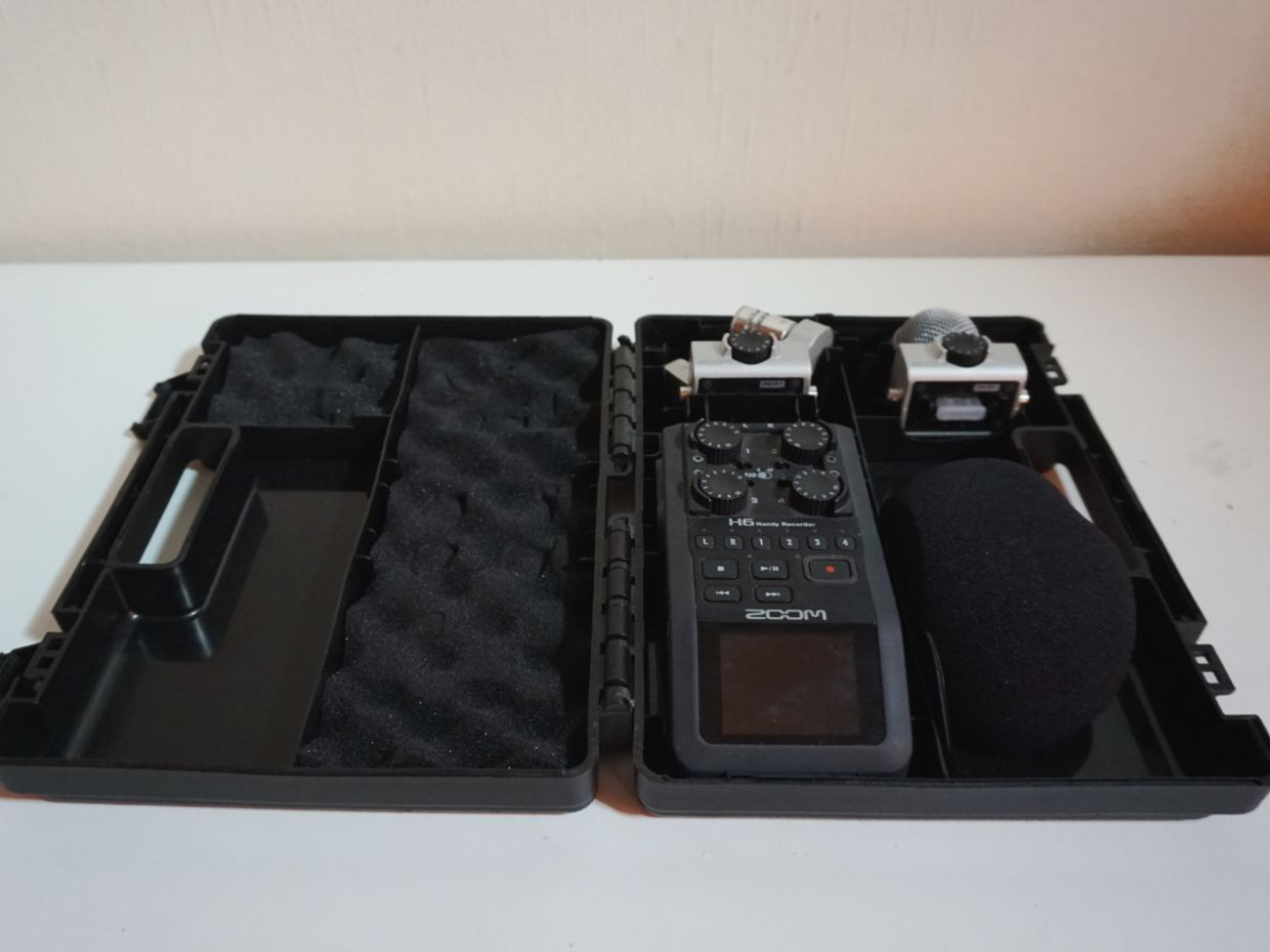 Zoom h6 handy recorder