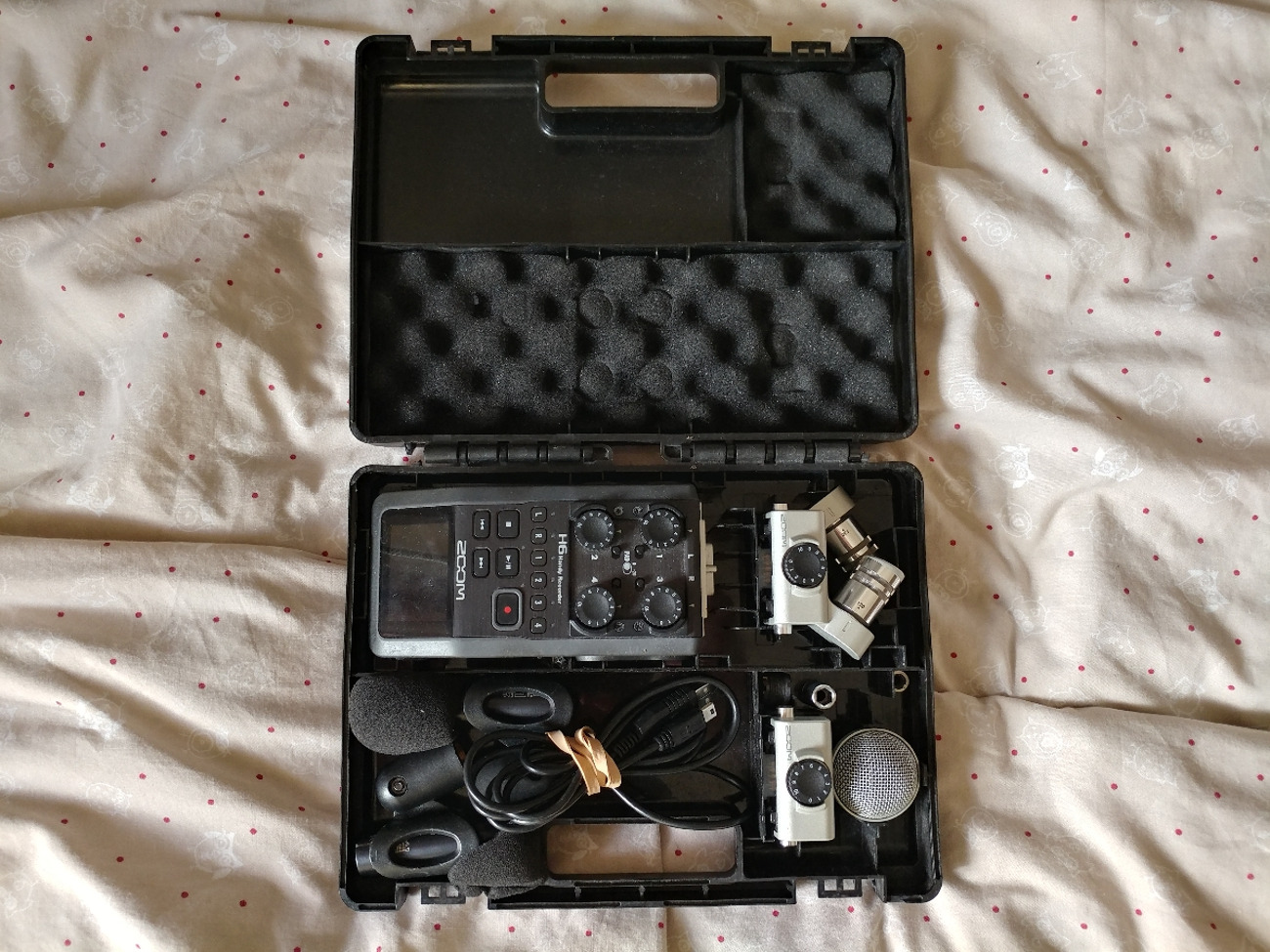 Zoom h6 recorder 96khz/24bit