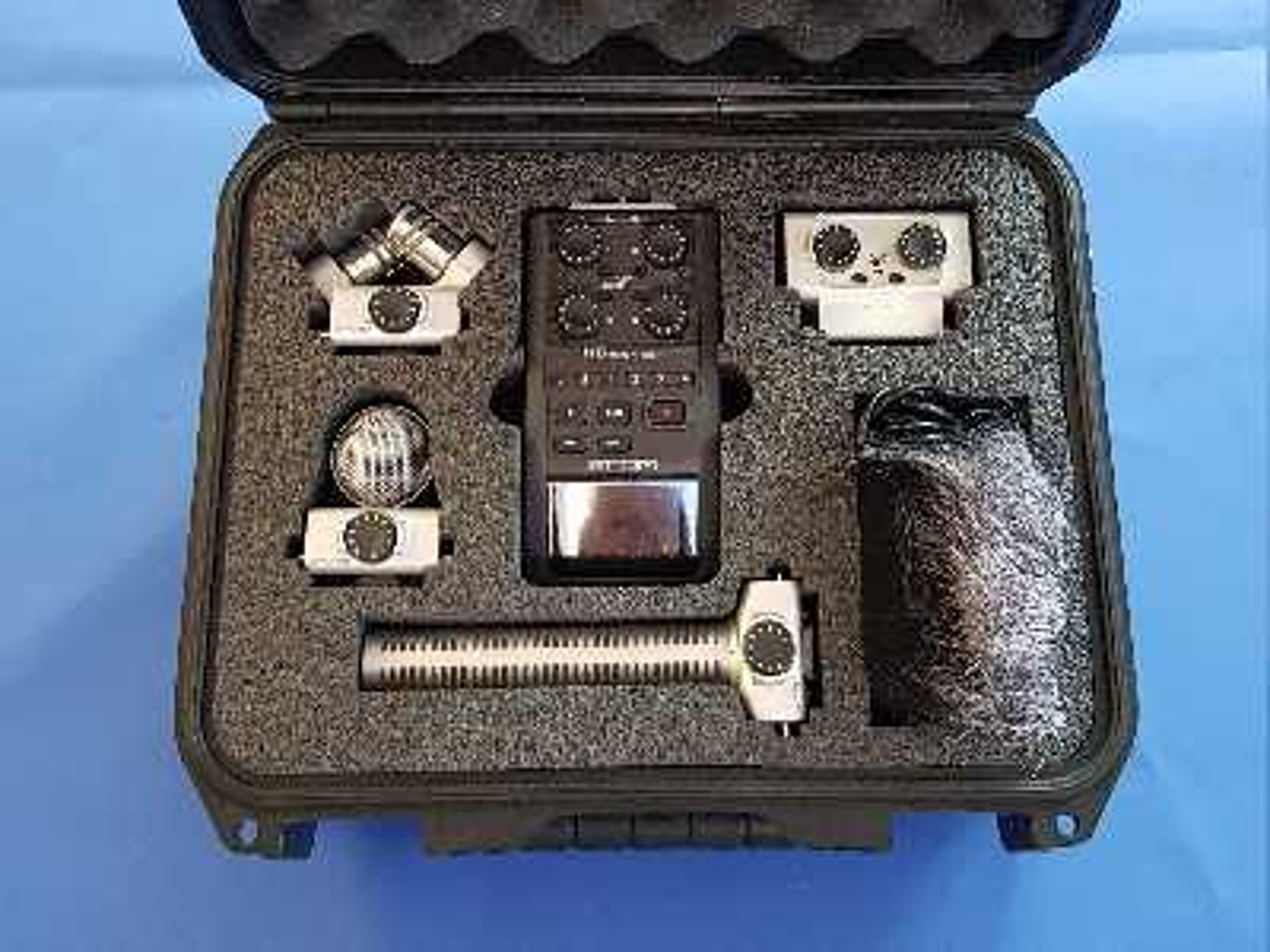 Zoom h6, rode ngt2, microphone field recording kit