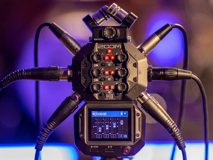 Zoom h8 audio recorder