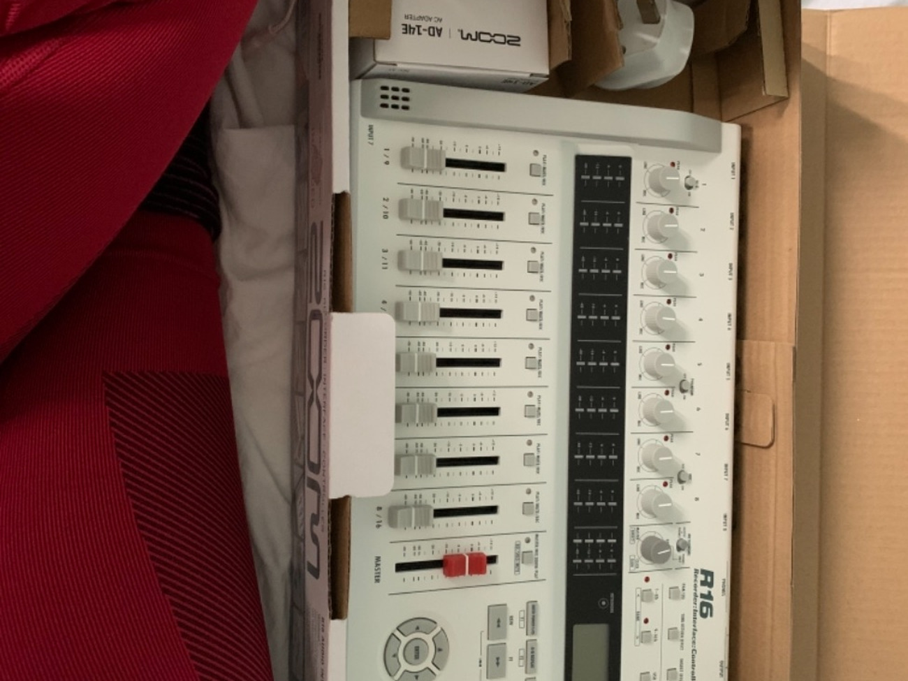Zoom r16, recorder multitrack 8tracks