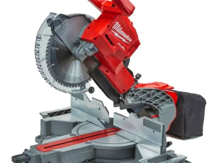 Milwaukee fms 254 med langt bosch stativ.