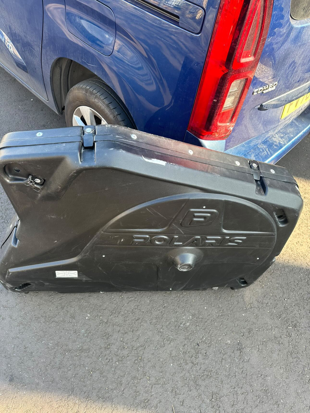 Bicycle bike box with wheel polaris