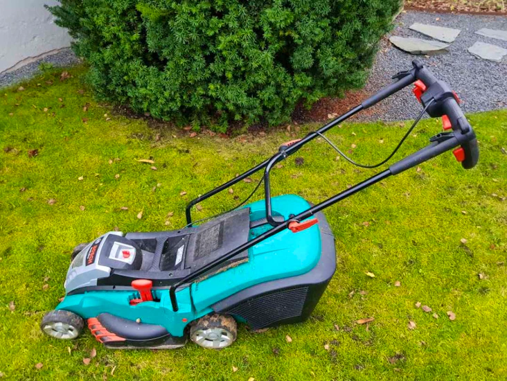 Bosch batteridriven gräsklippare