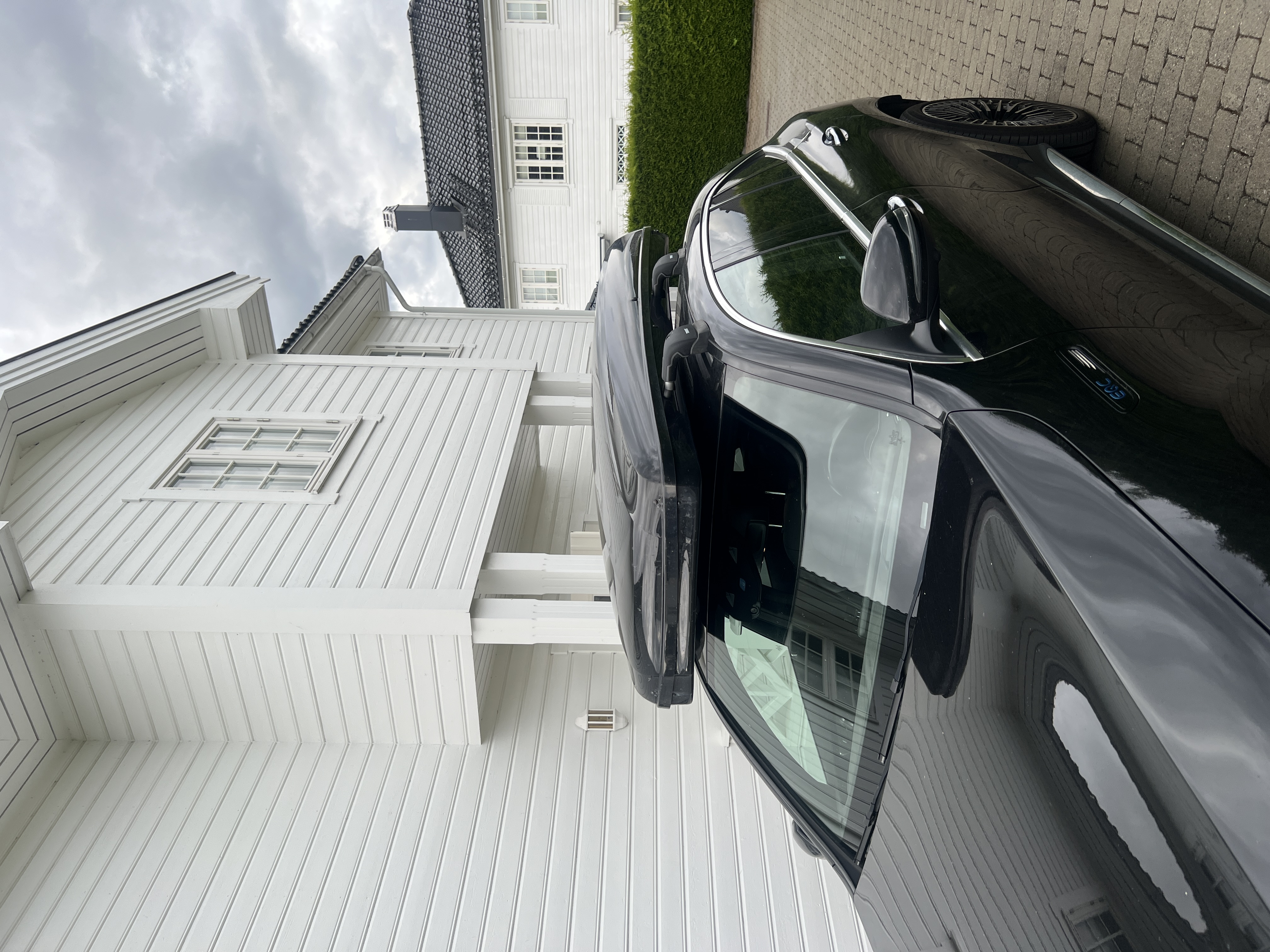 Skiguard 860 takboks til mercedes eqc