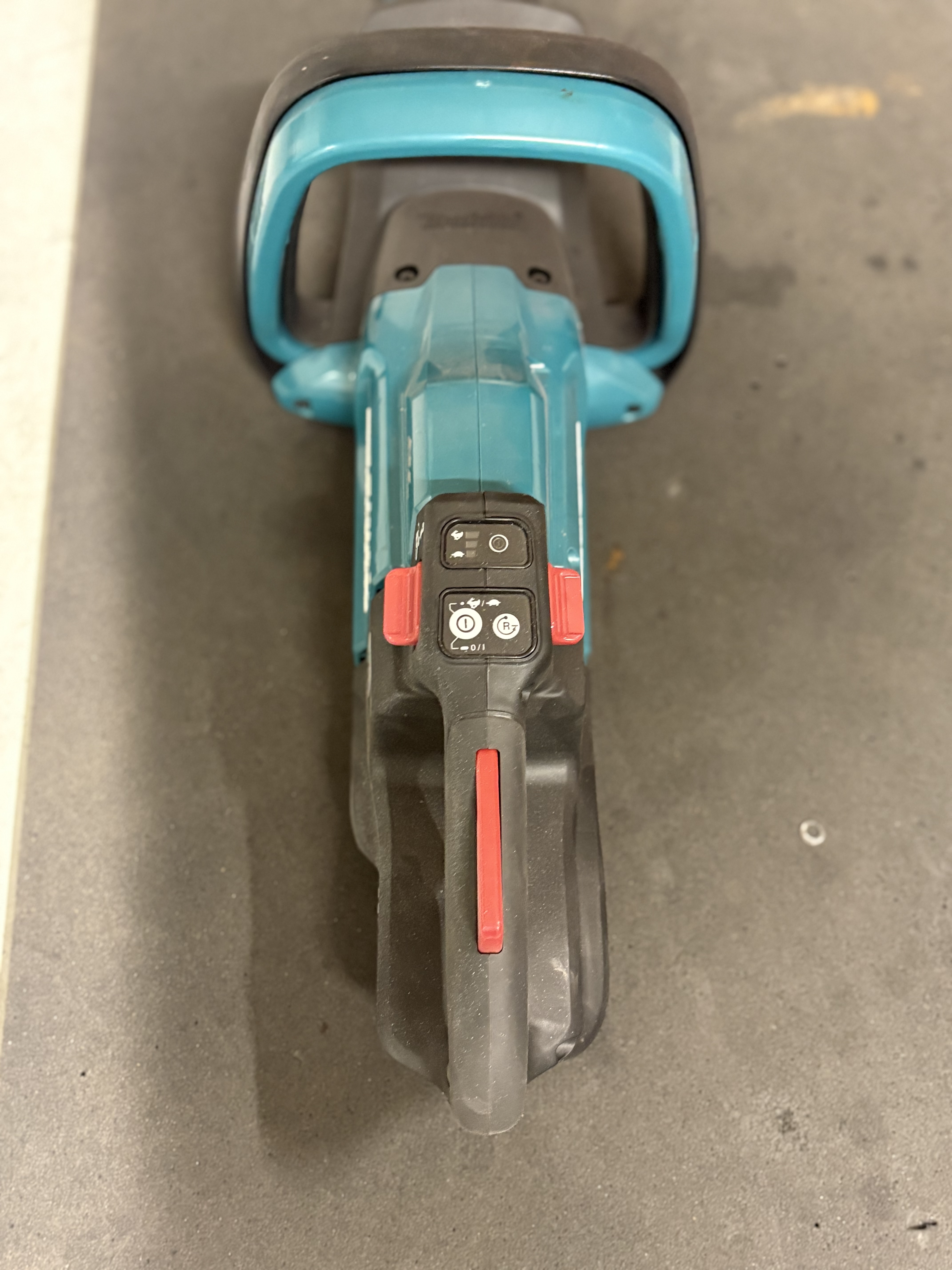 Makita duh602 