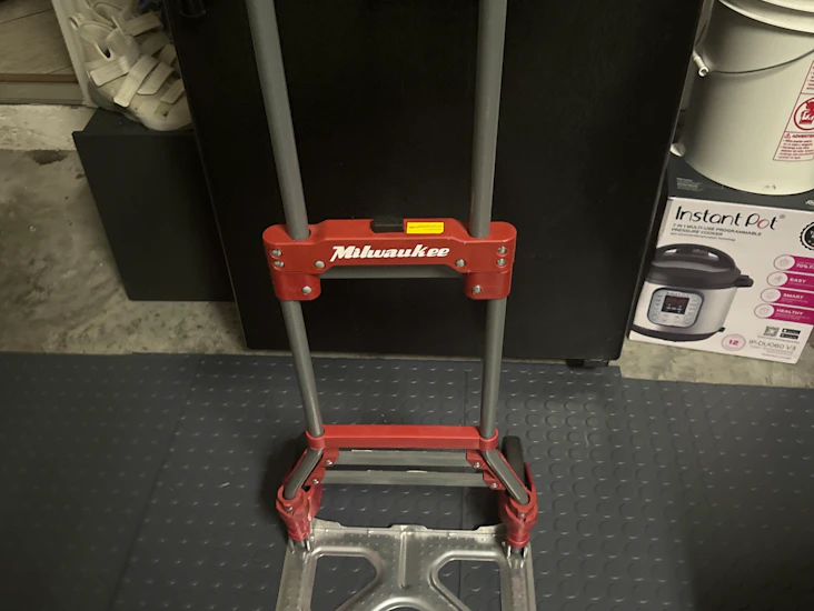 Milwaukee folding dolly