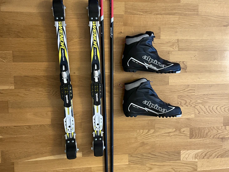 Rullskidor swenor+pjäxor+stavar