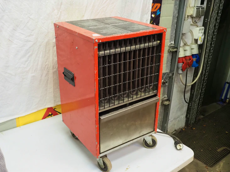 Professionell luftavfuktare 25l/dygn