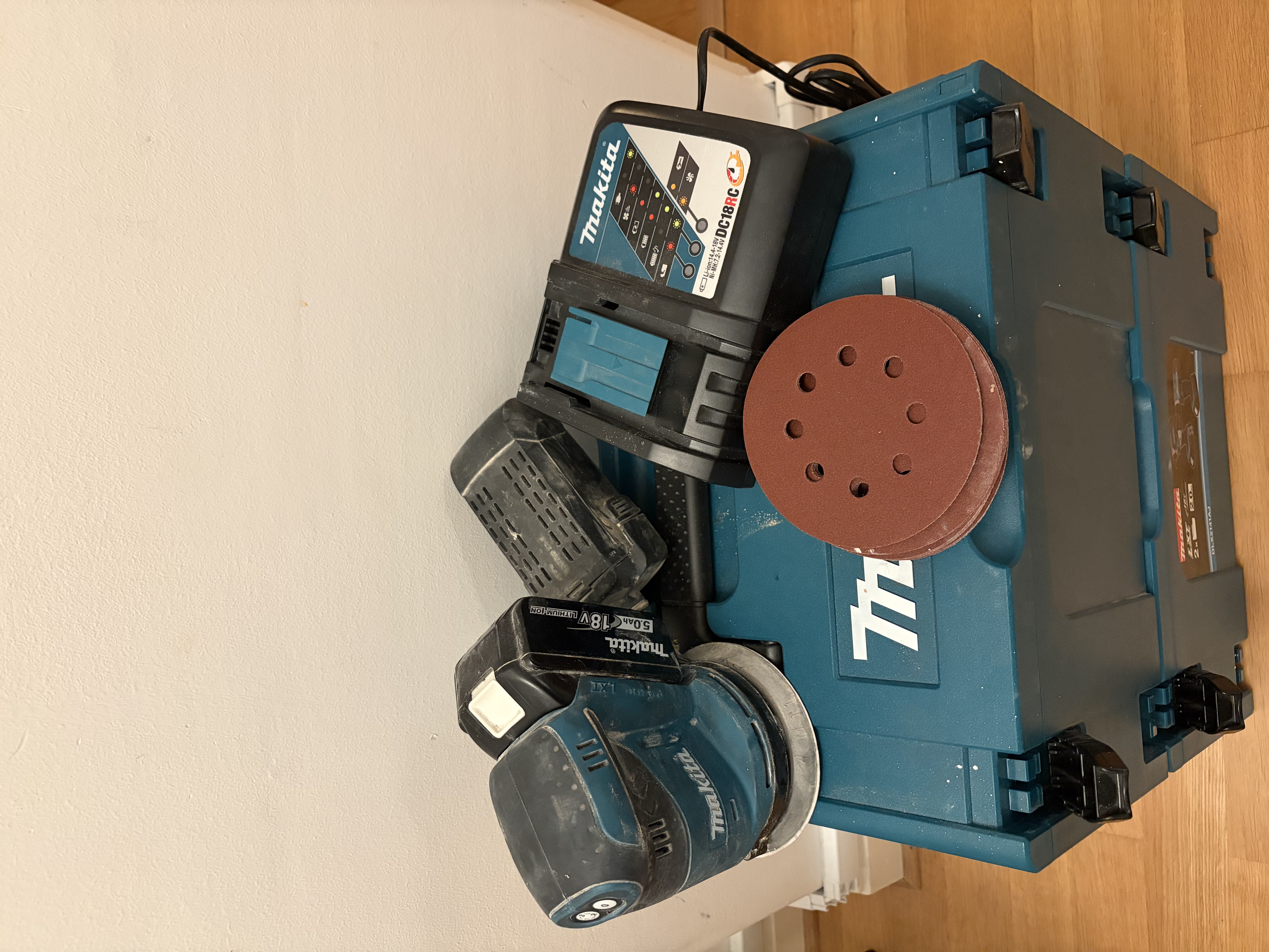 Slipmaskin - batteridriven inkl 120-papper