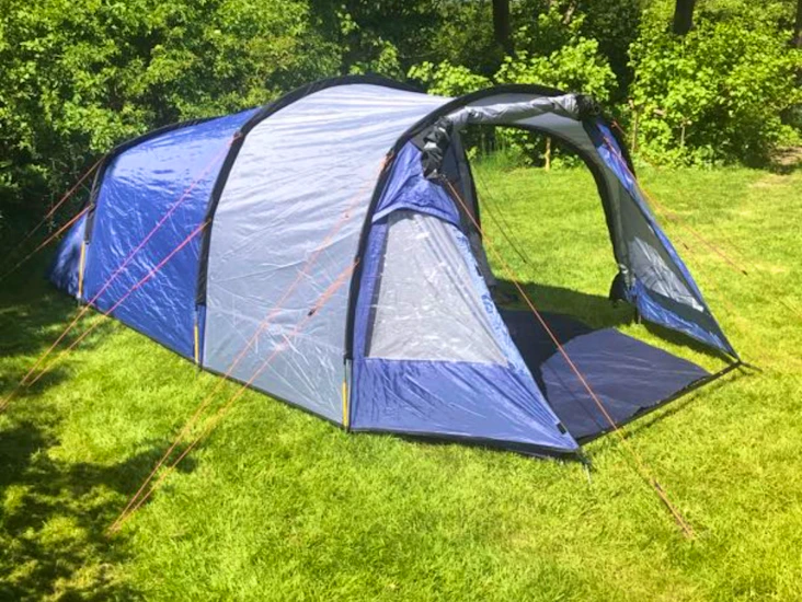 3-manna tunneltält med förgård