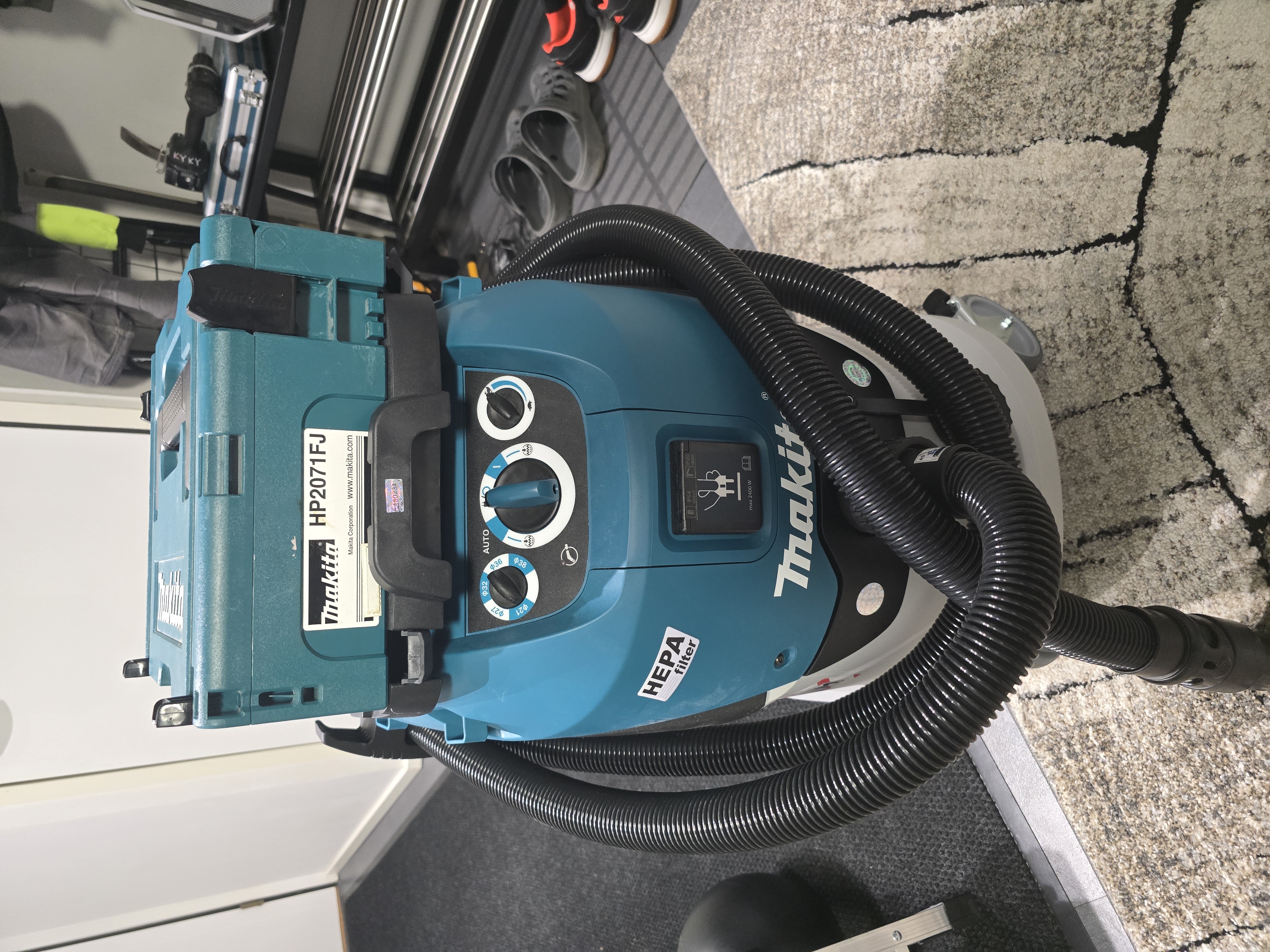 Makita rakennusimuri märkä/kuiva imurointiin