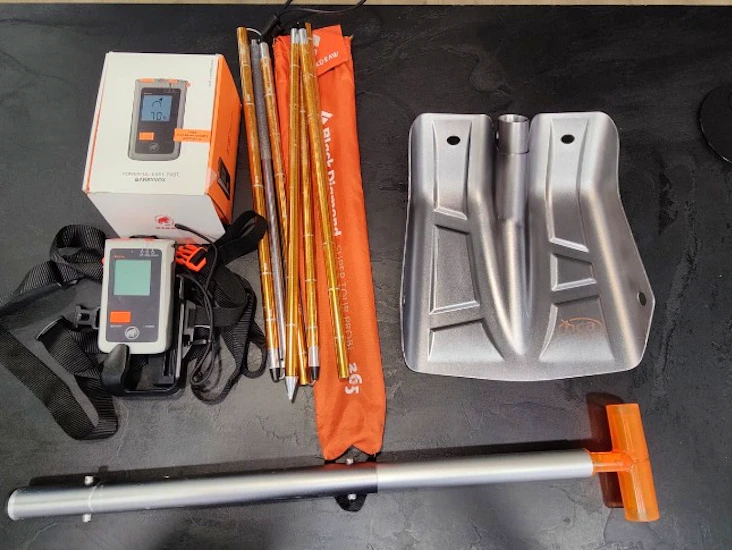 Piippari, sondi ja lapio