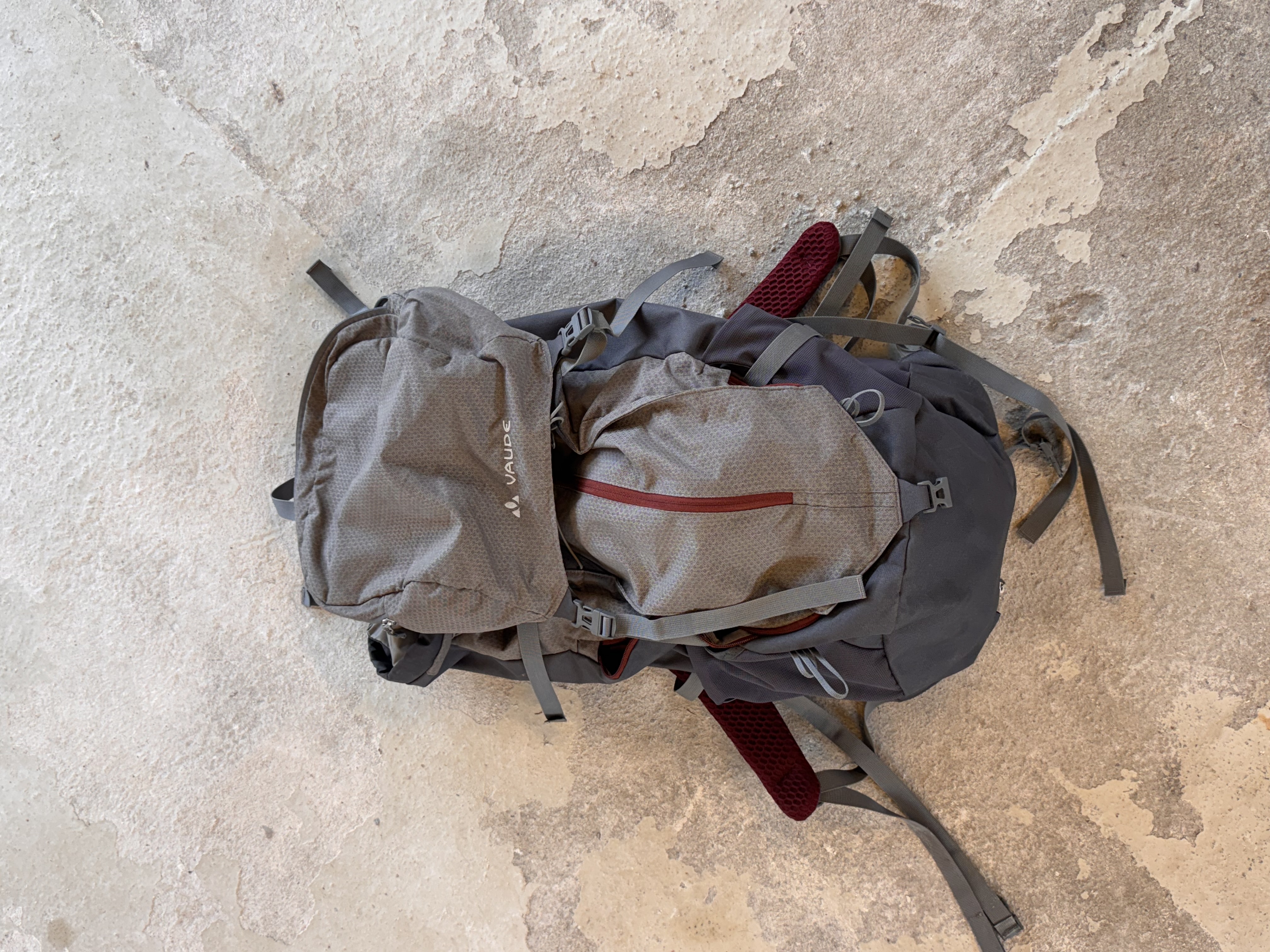 Vaude 40l tursekk – komfortabel sekk til dagsturer og helgeturer