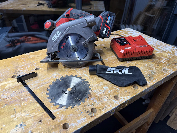 Skil cirkelsåg 20v