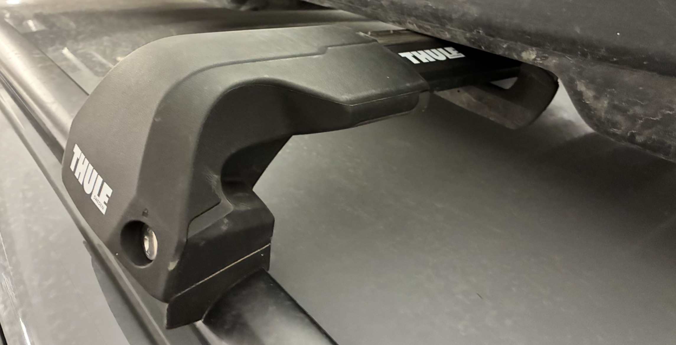 Thule wing bar edge