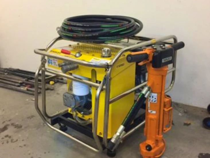 Hydrauliskt bergborrmaskin - maruzen dh205