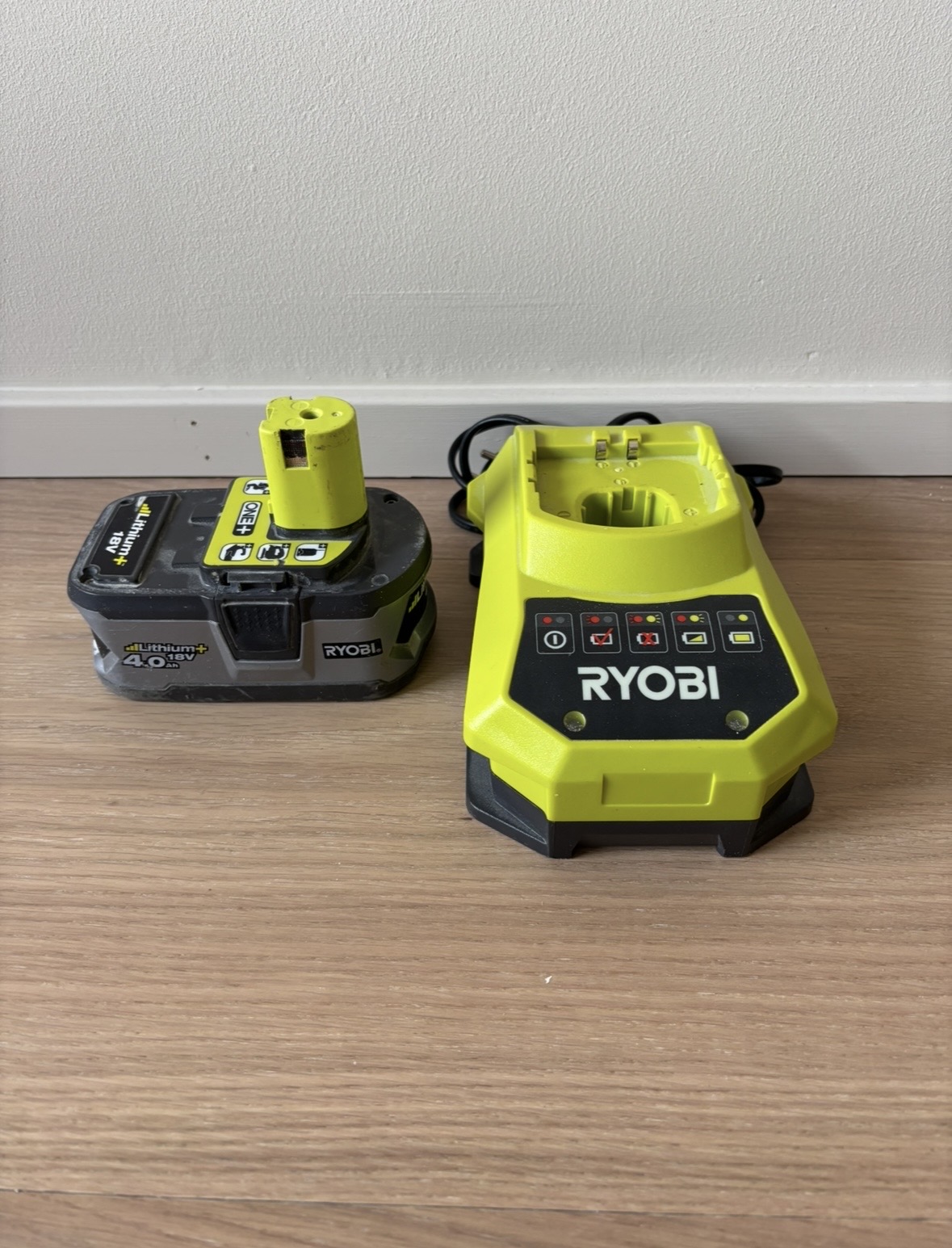 Ryobi batteri ink laddare 4ah