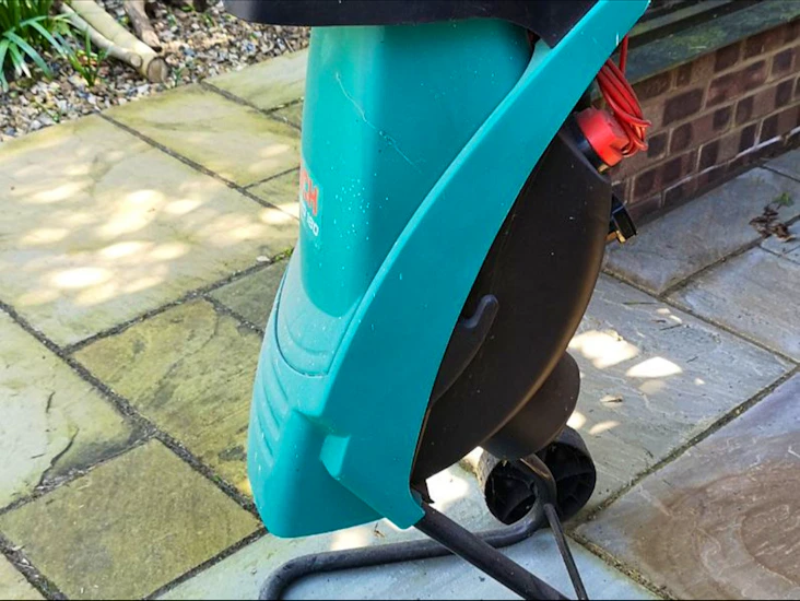 Garden shredder