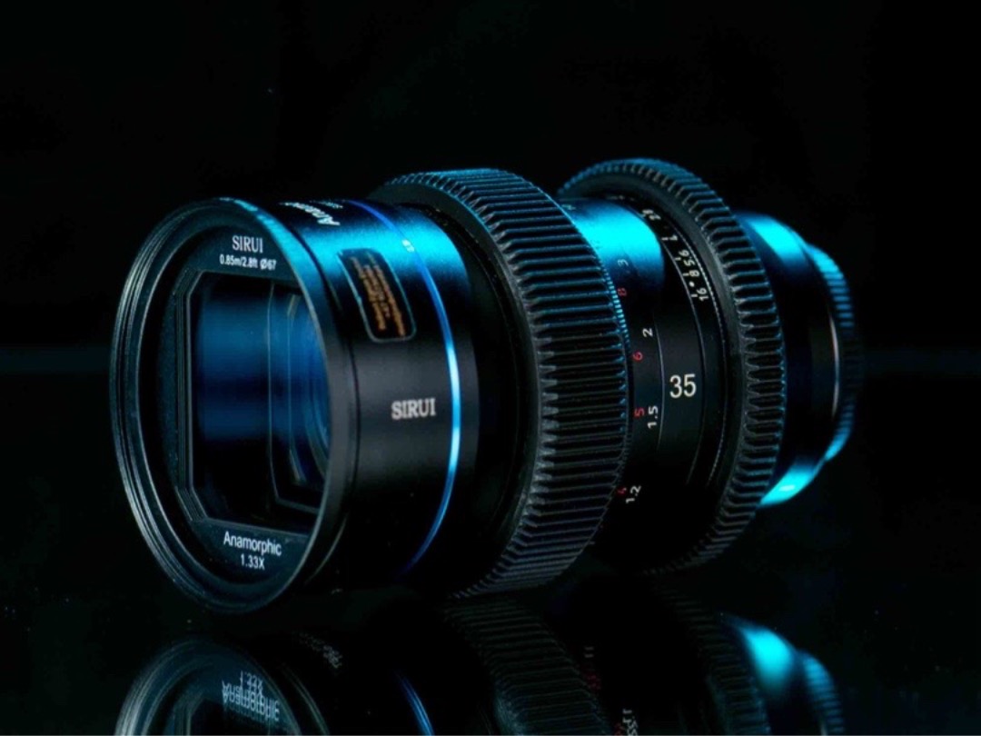 Sirui 35mm f1.8 cine anamorphic 1.33 mft
