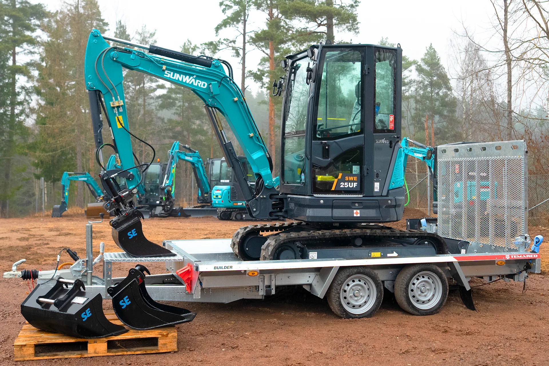 Grävmaskin 2,8 ton med tilt & skoppaket. 