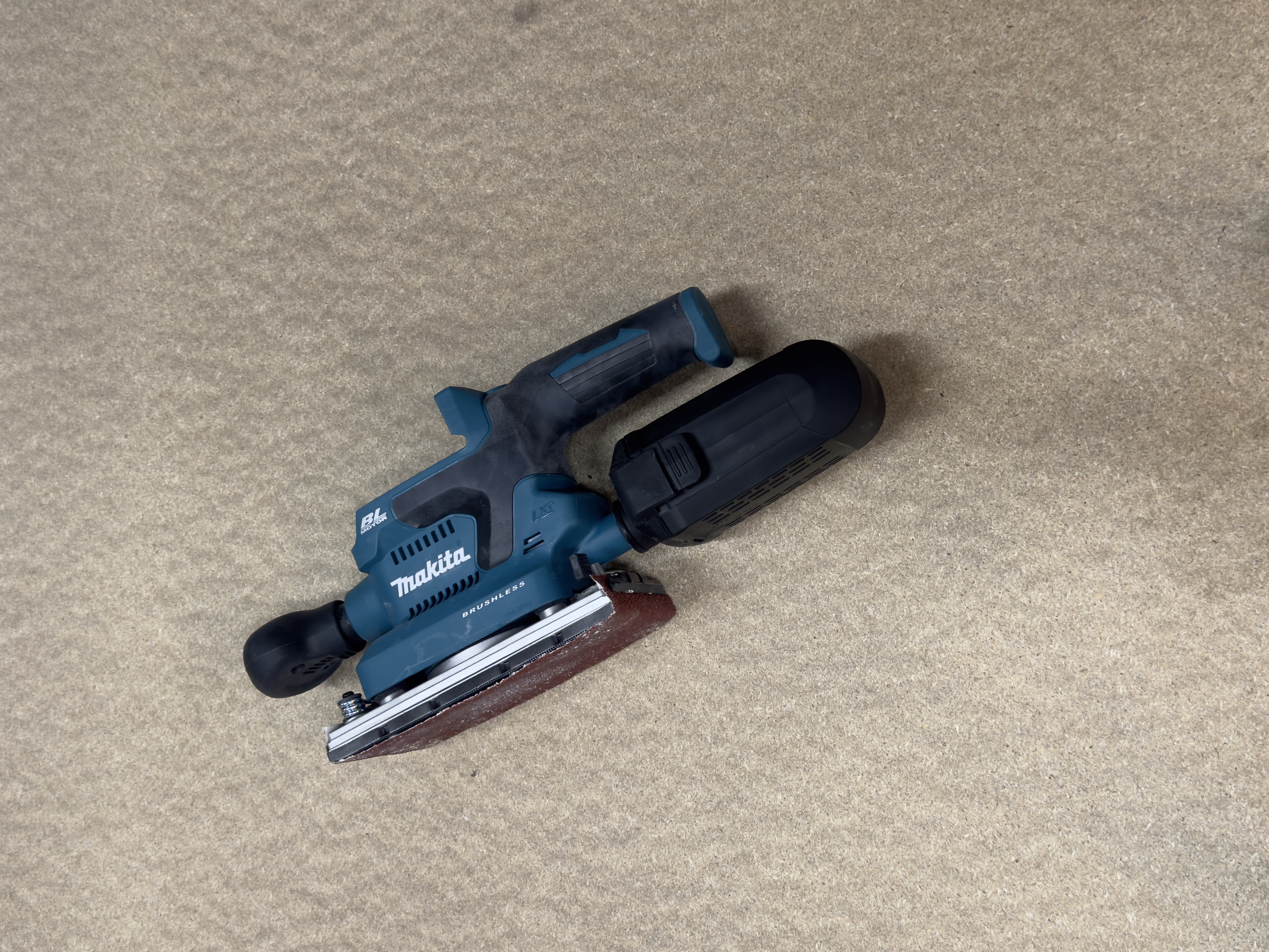 Makita rystepudser batteri