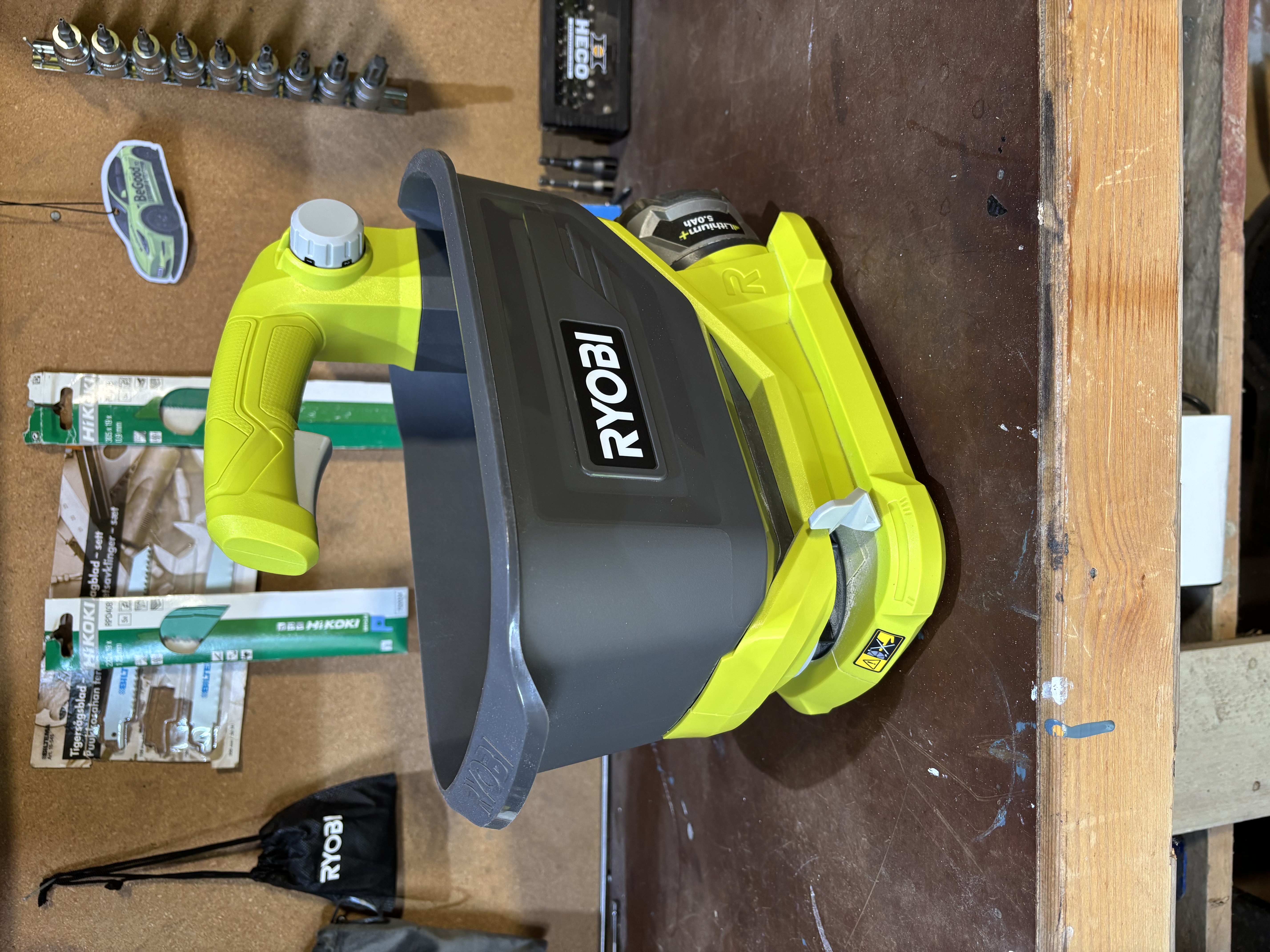 Ryobi - spreder
