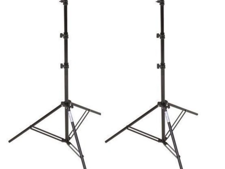 2 stativ för ljussättning eller reflektor