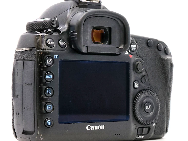 Canon eos 5d mark iv