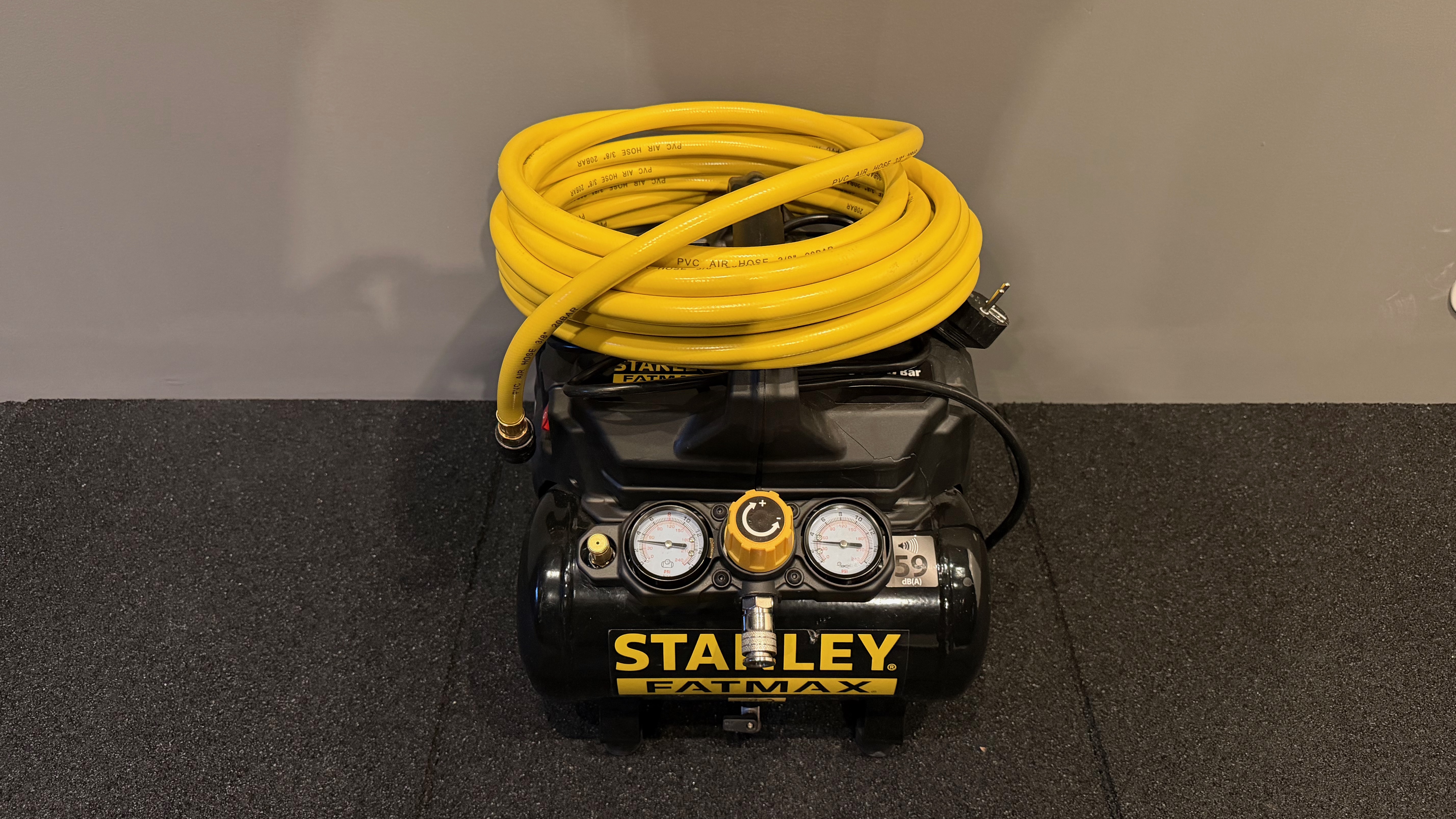 Kompressor stanley fatmax 6 liter / 8 bar – inkl slang