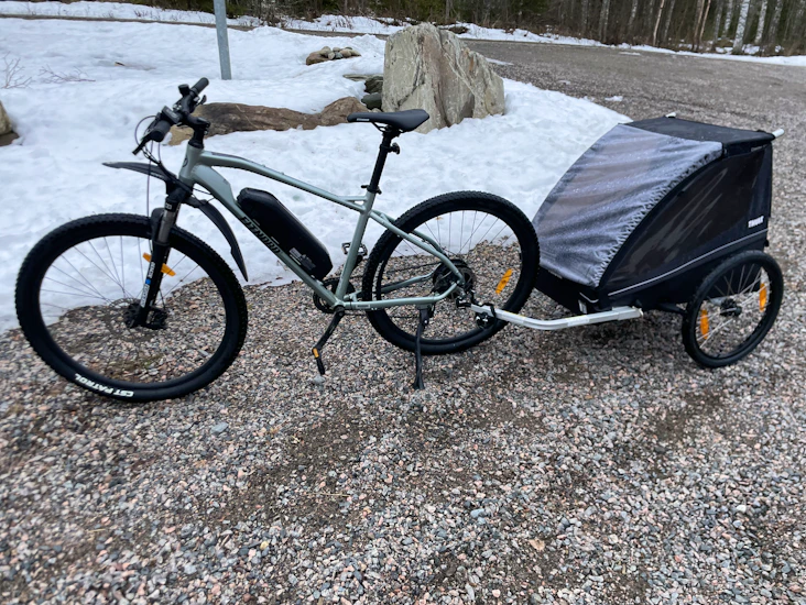Sähköpyörä + pyöräkärry 2hlö