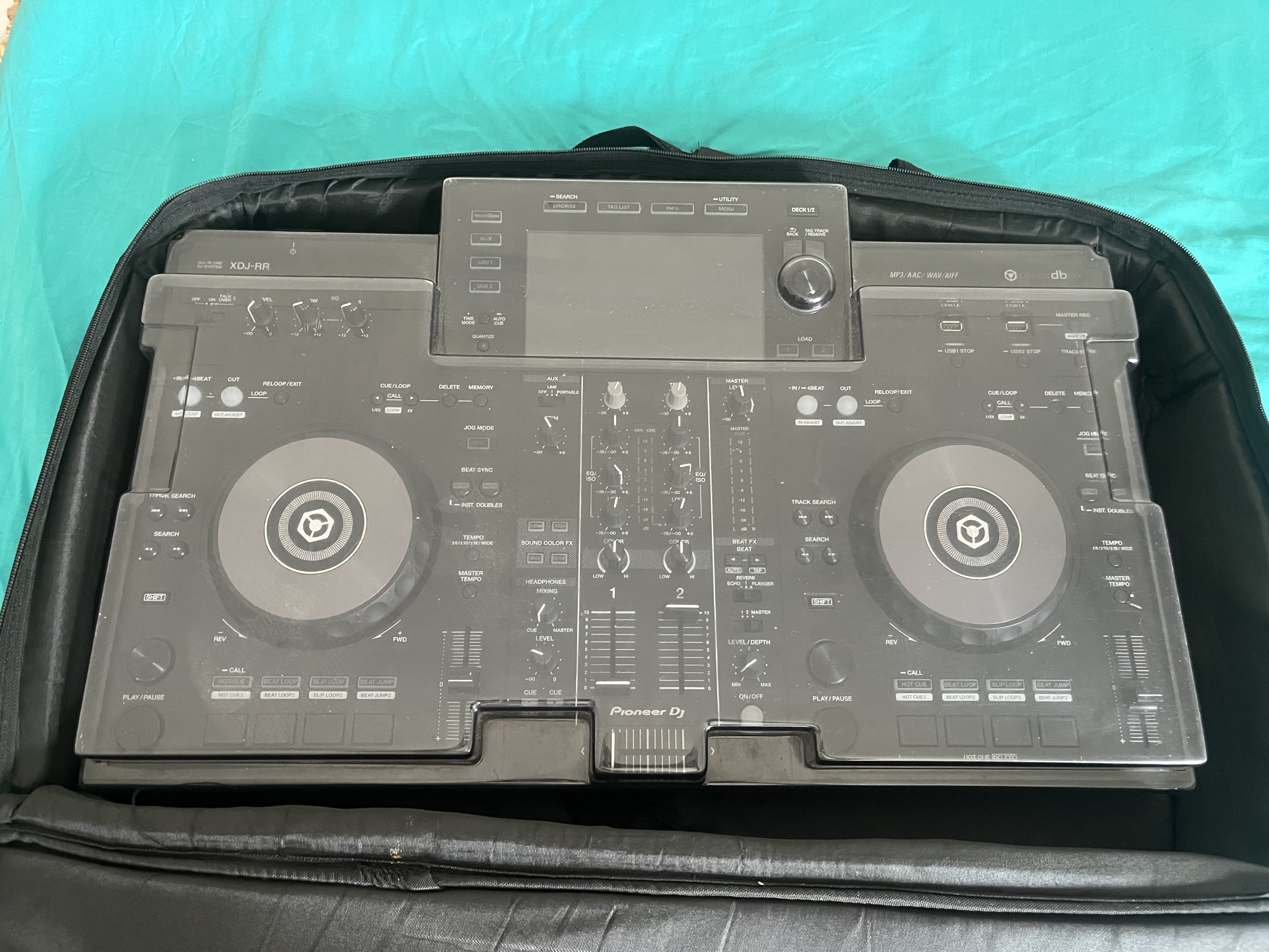 Pioneer xdj-rr with carry bag