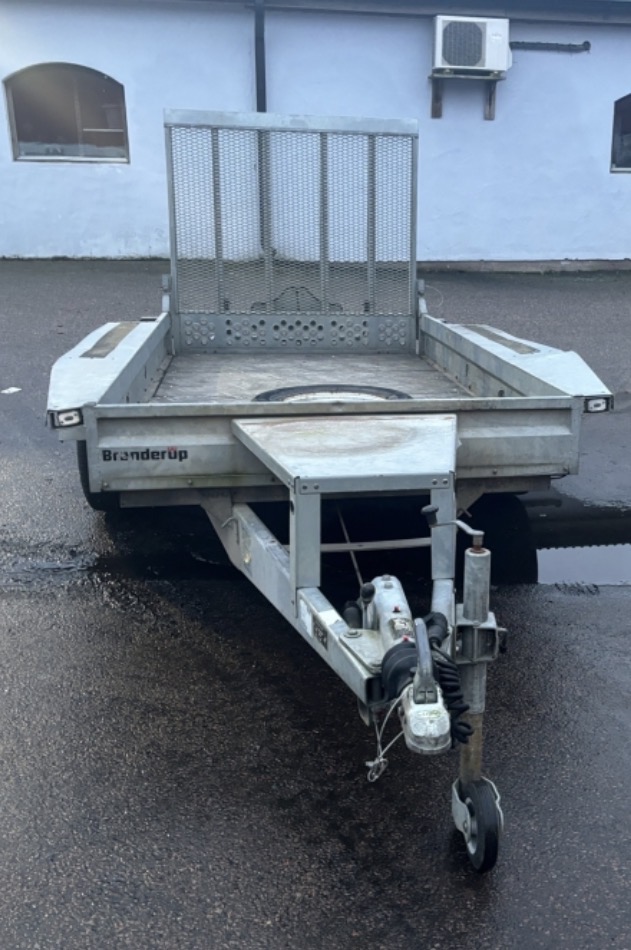 Maskinsläp benderup mt 3080