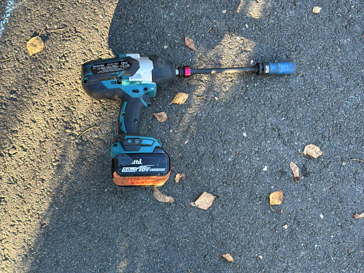 Makita dtw1002z