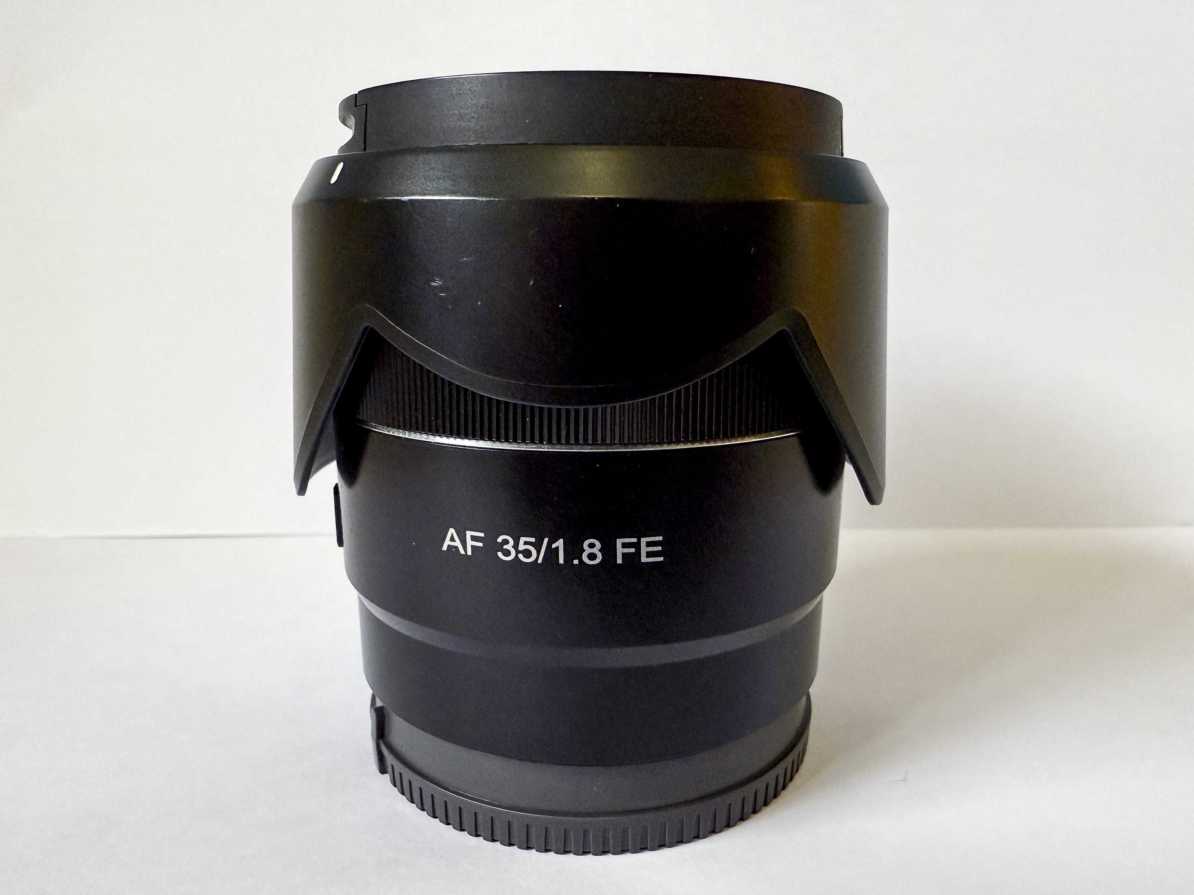 Ѕаmуаng  аf 35mm f1.8  - sony e mount